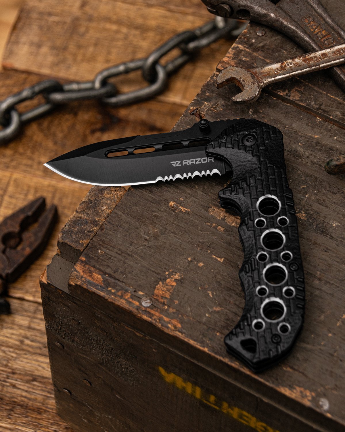 Cuchillo Razor con herramientas — fotografía profesional