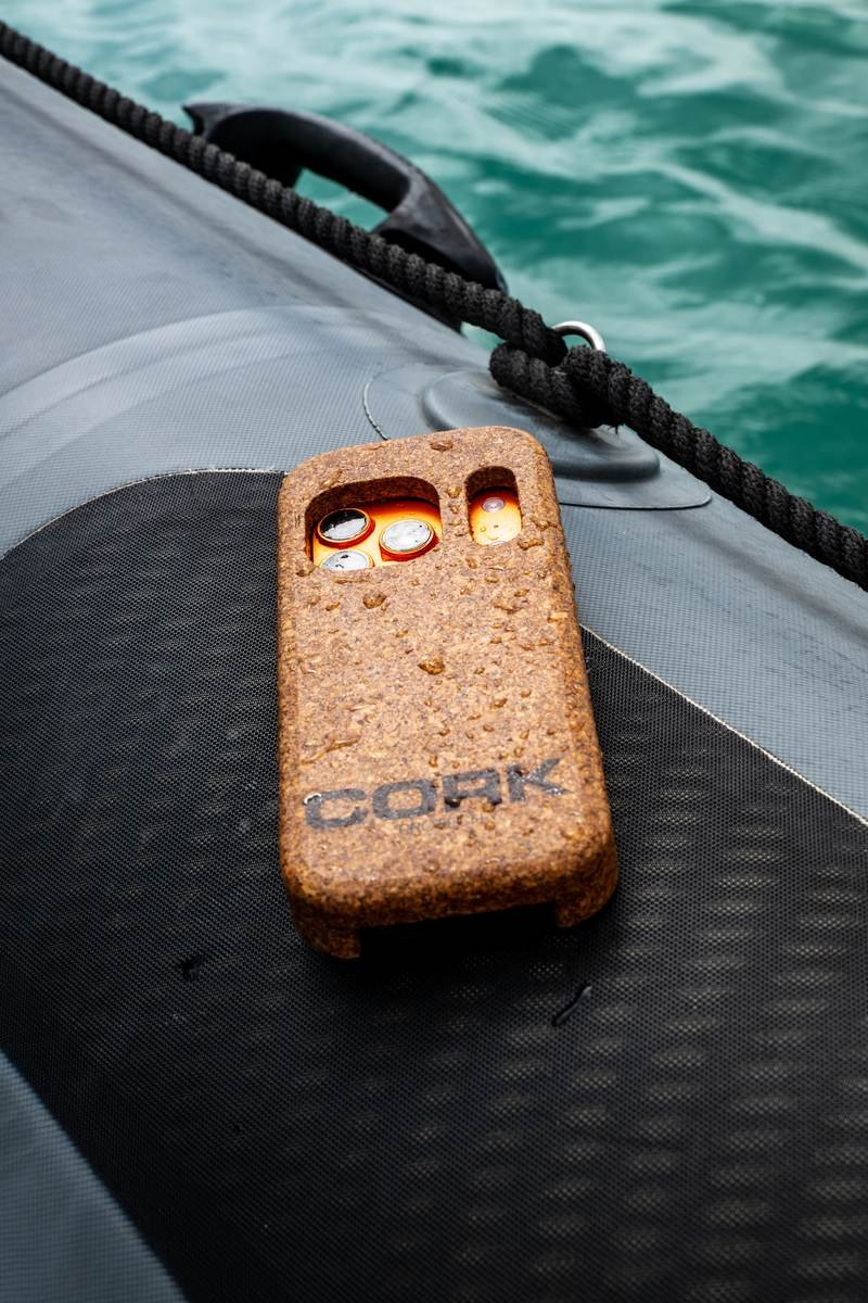 CORK lifestyle — escena 09